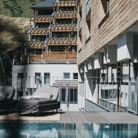 Hotel The Crystal VAYA Unique à Obergurgl Extérieur photo
