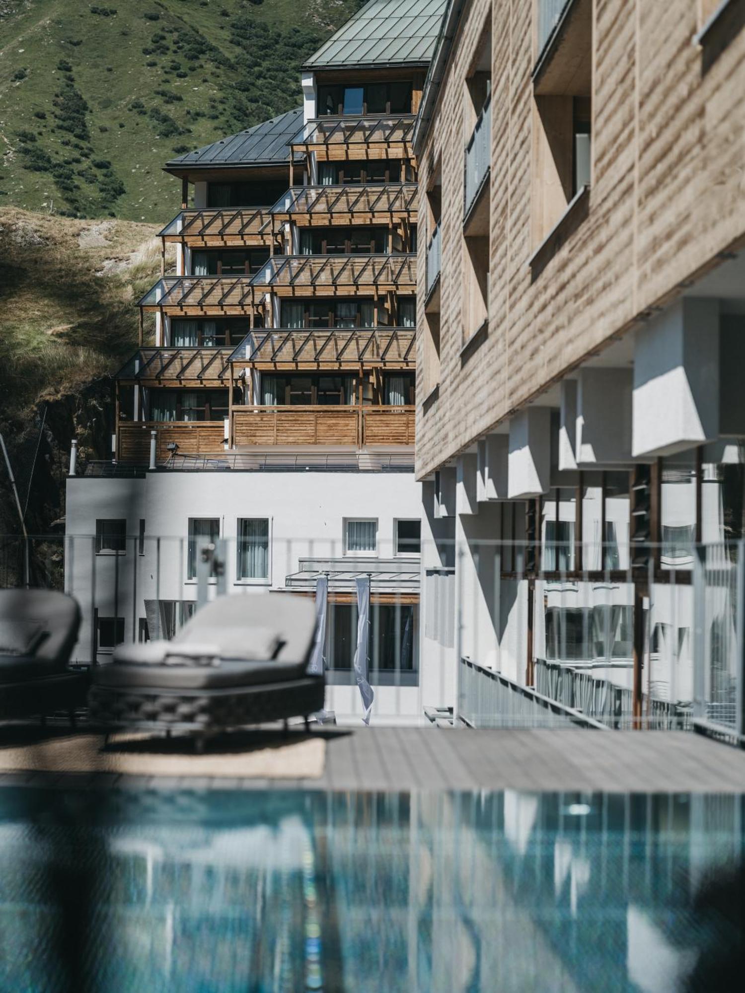 Hotel The Crystal VAYA Unique à Obergurgl Extérieur photo
